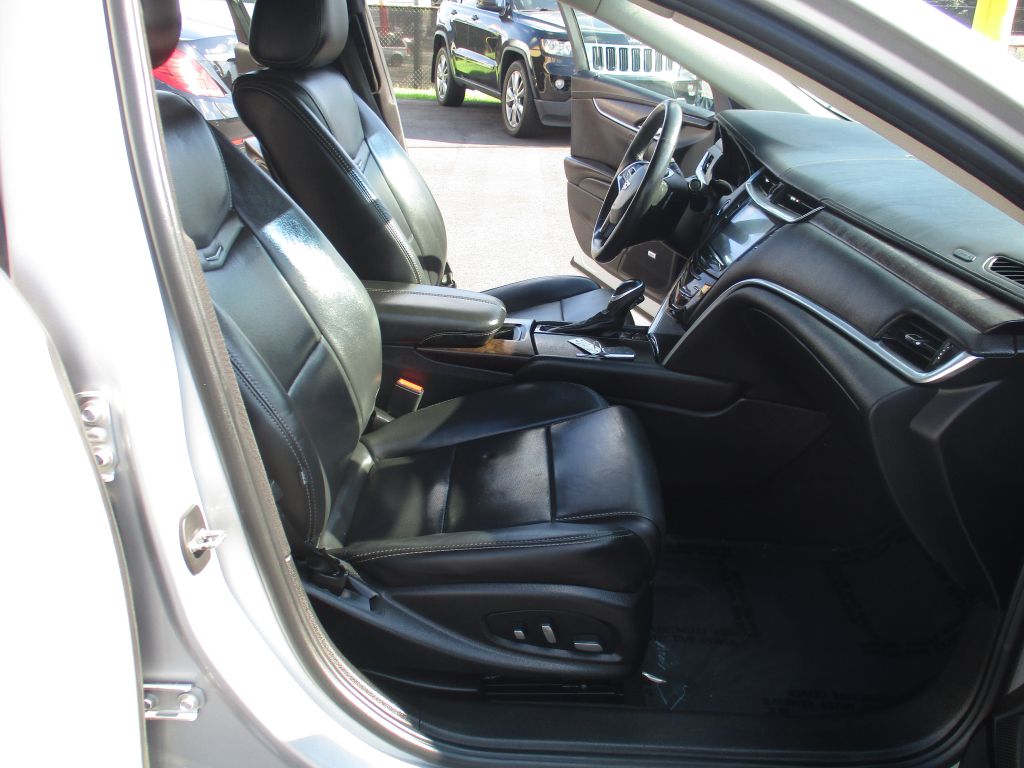 Photo 19 of this CADILLAC XTS
