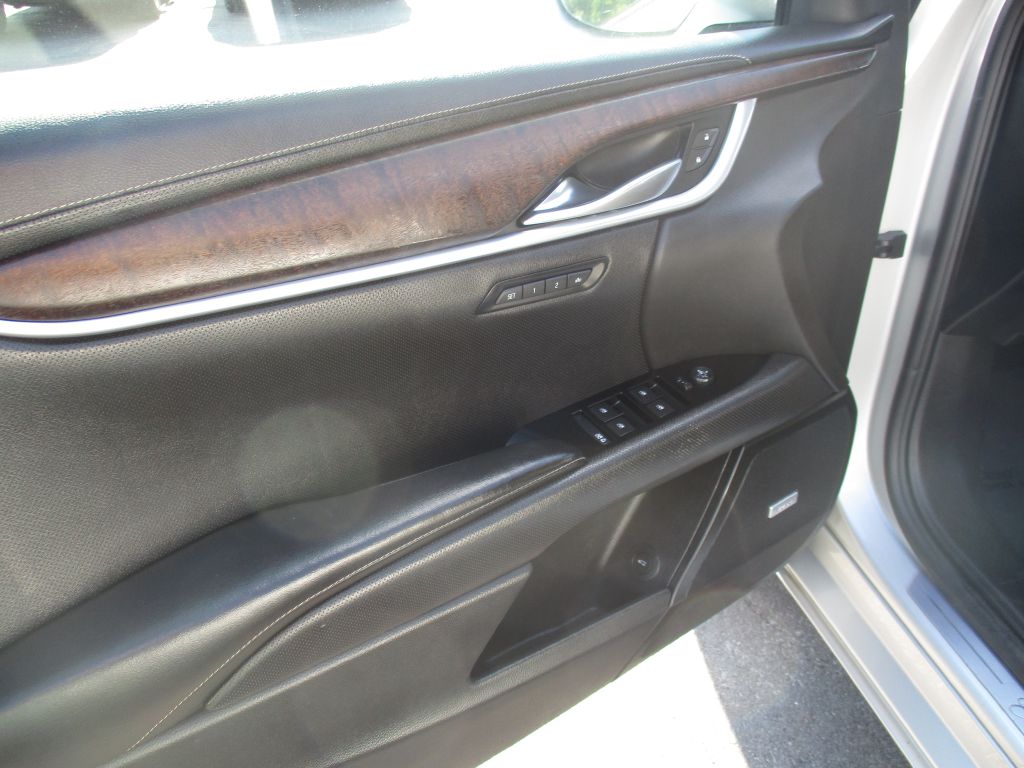 Photo 20 of this CADILLAC XTS