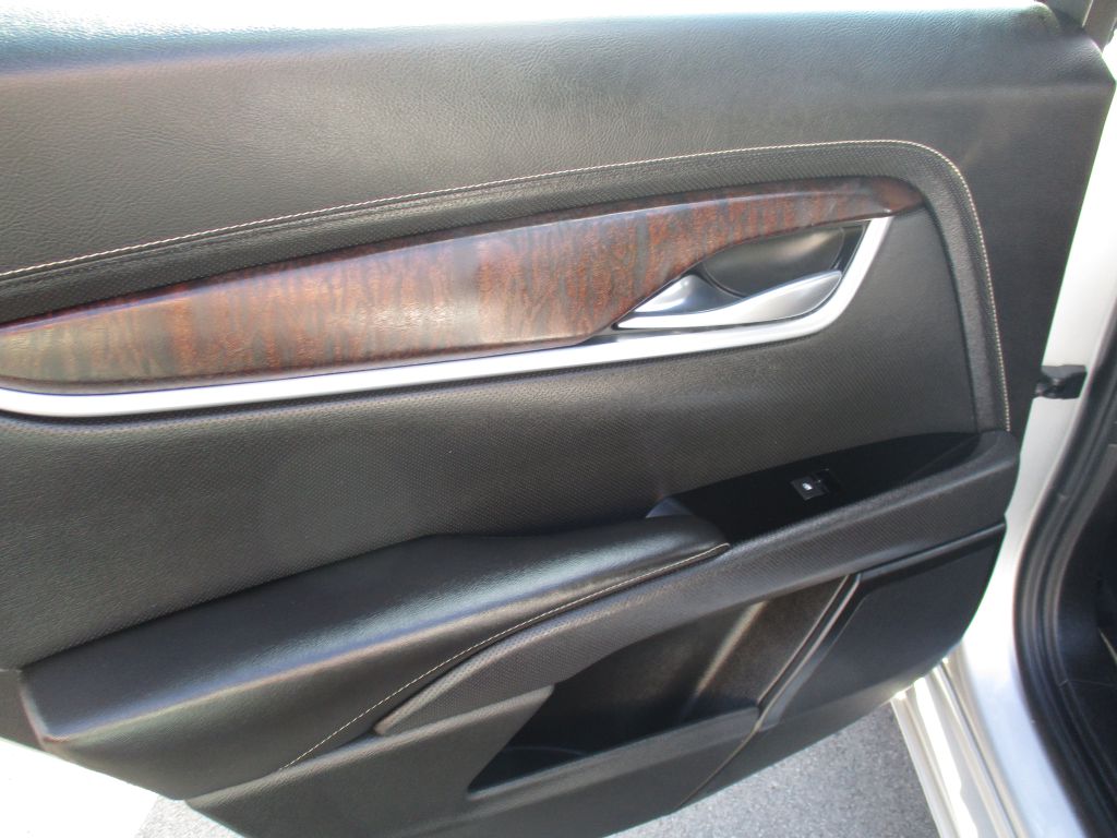 Photo 21 of this CADILLAC XTS