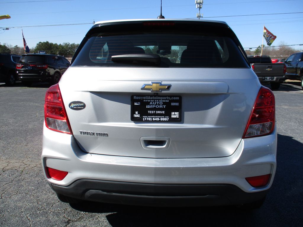 Photo 5 of this CHEVROLET TRAX