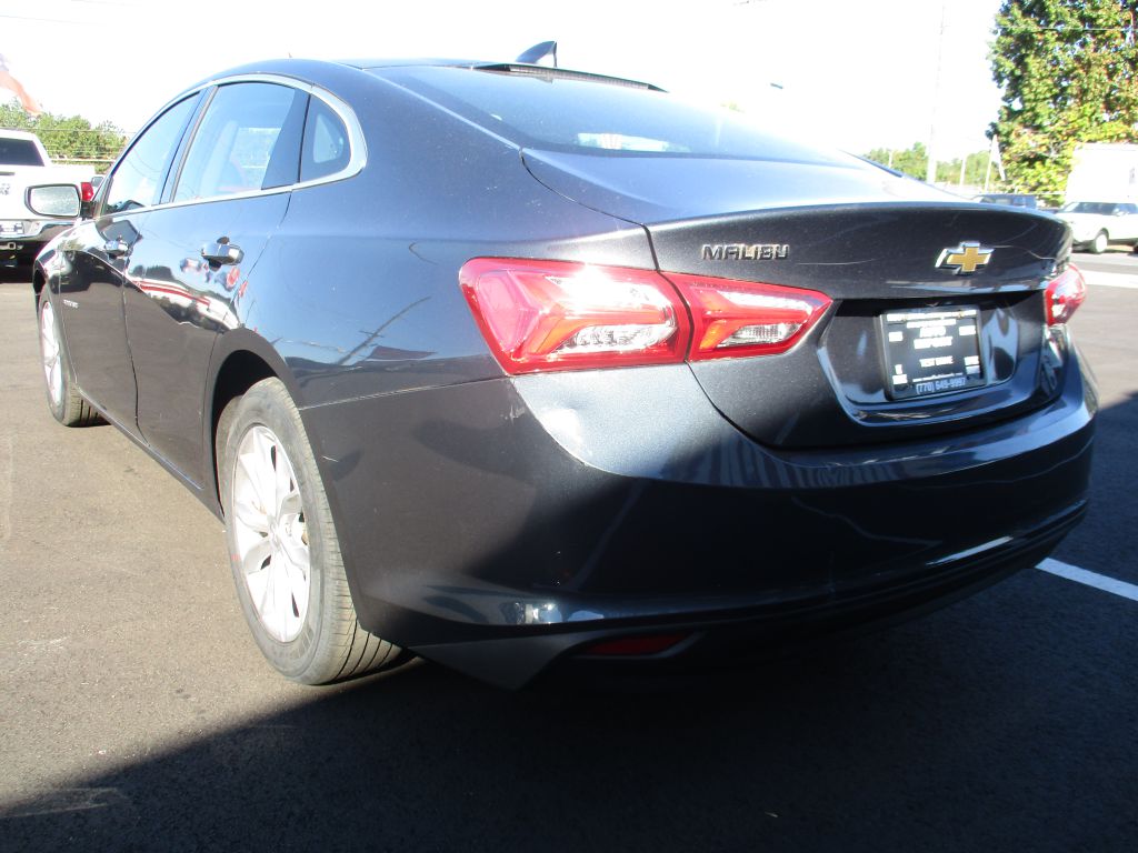 Photo 6 of this CHEVROLET MALIBU