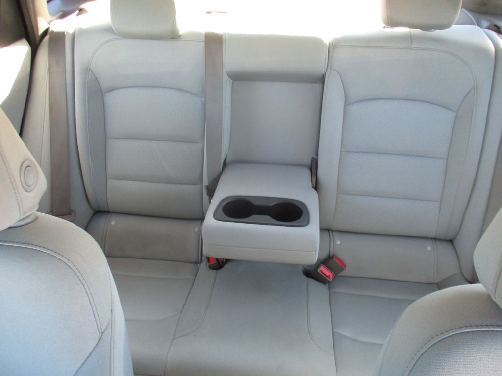 Photo 14 of this CHEVROLET MALIBU