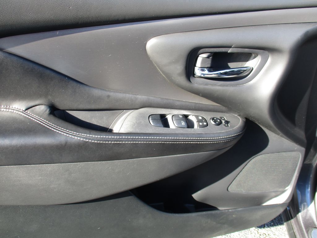 Photo 20 of this NISSAN MURANO