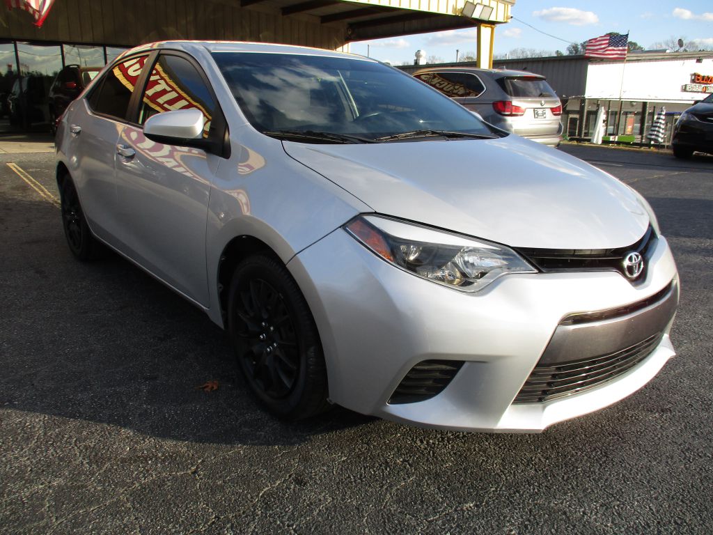 Photo 8 of this TOYOTA COROLLA