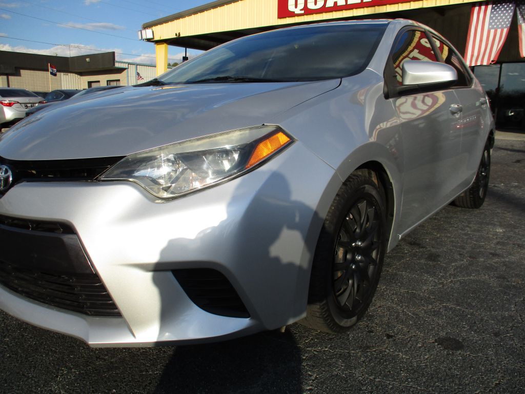 Photo 9 of this TOYOTA COROLLA