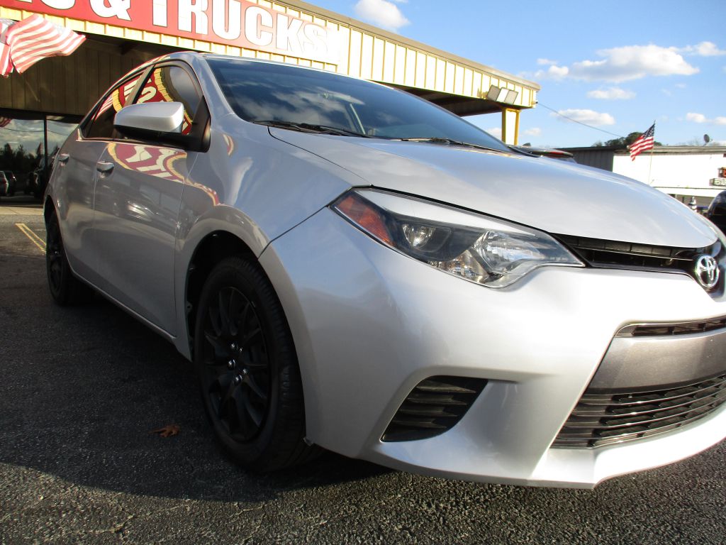 Photo 10 of this TOYOTA COROLLA