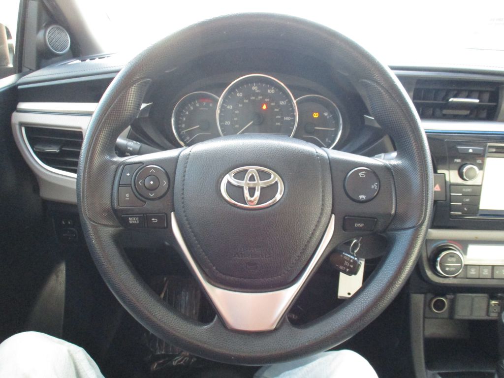 Photo 11 of this TOYOTA COROLLA