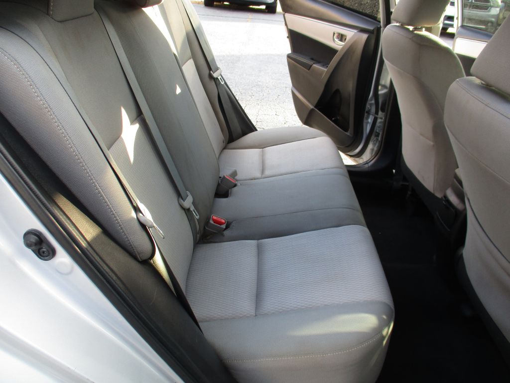 Photo 19 of this TOYOTA COROLLA