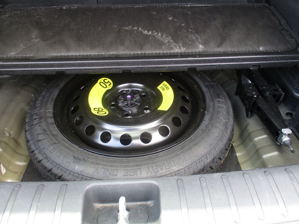 Photo 21 of this HYUNDAI TUCSON