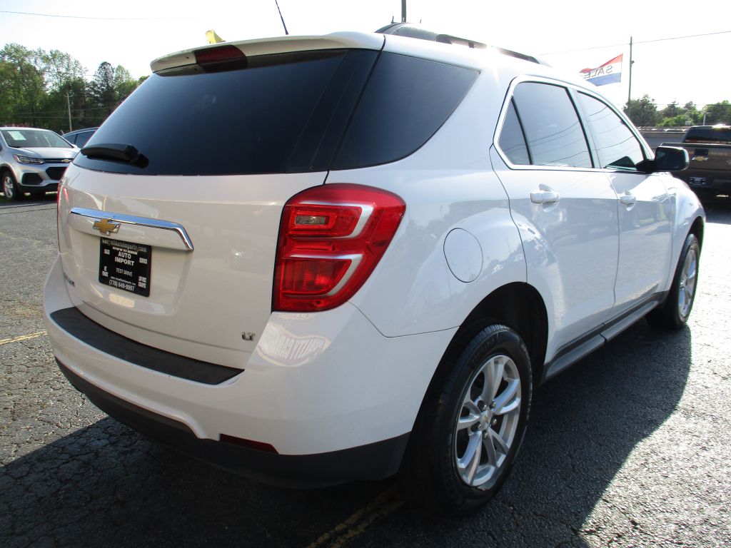 Photo 7 of this CHEVROLET EQUINOX