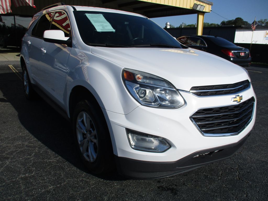 Photo 8 of this CHEVROLET EQUINOX