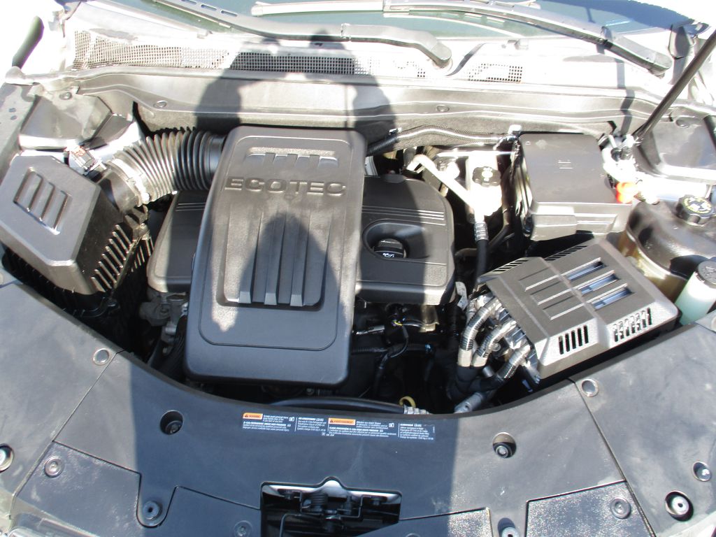 Photo 30 of this CHEVROLET EQUINOX