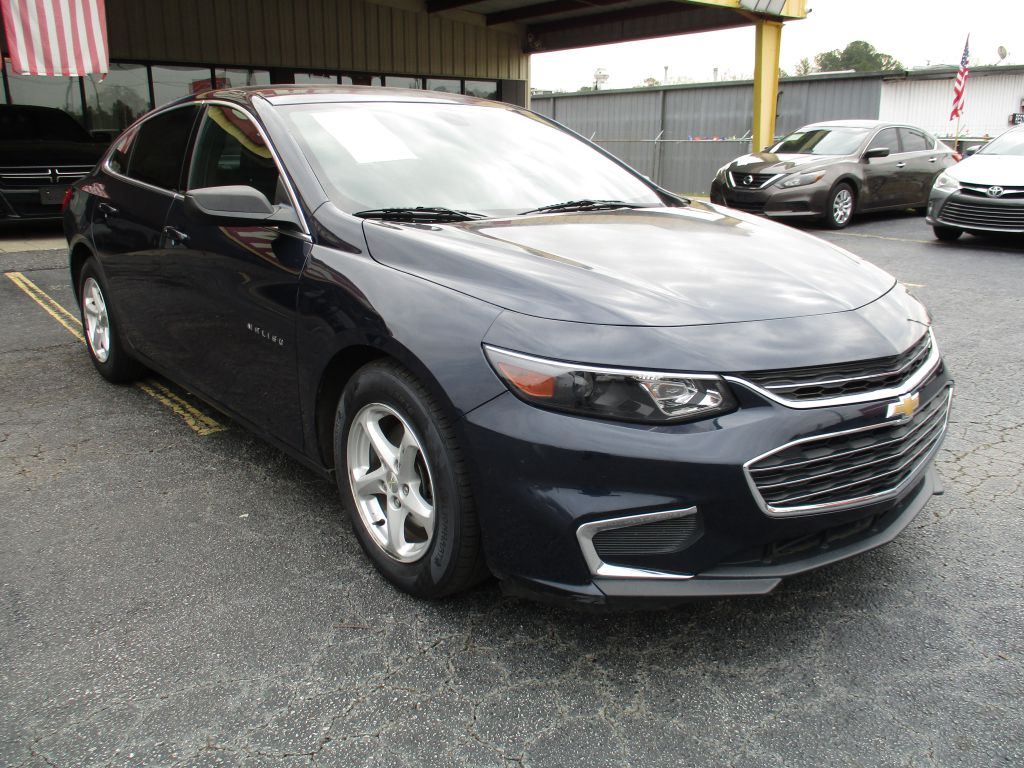 Photo 8 of this CHEVROLET MALIBU