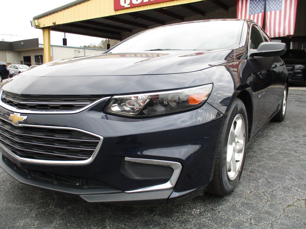 Photo 9 of this CHEVROLET MALIBU