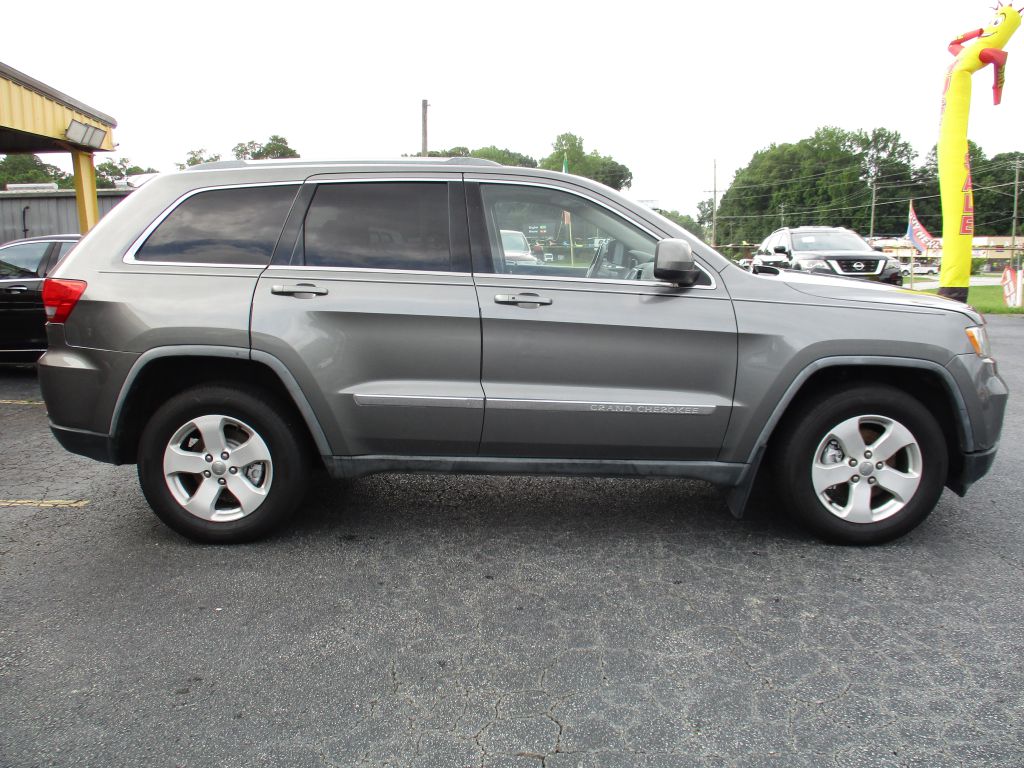 Photo 4 of this JEEP GRAND CHEROKEE