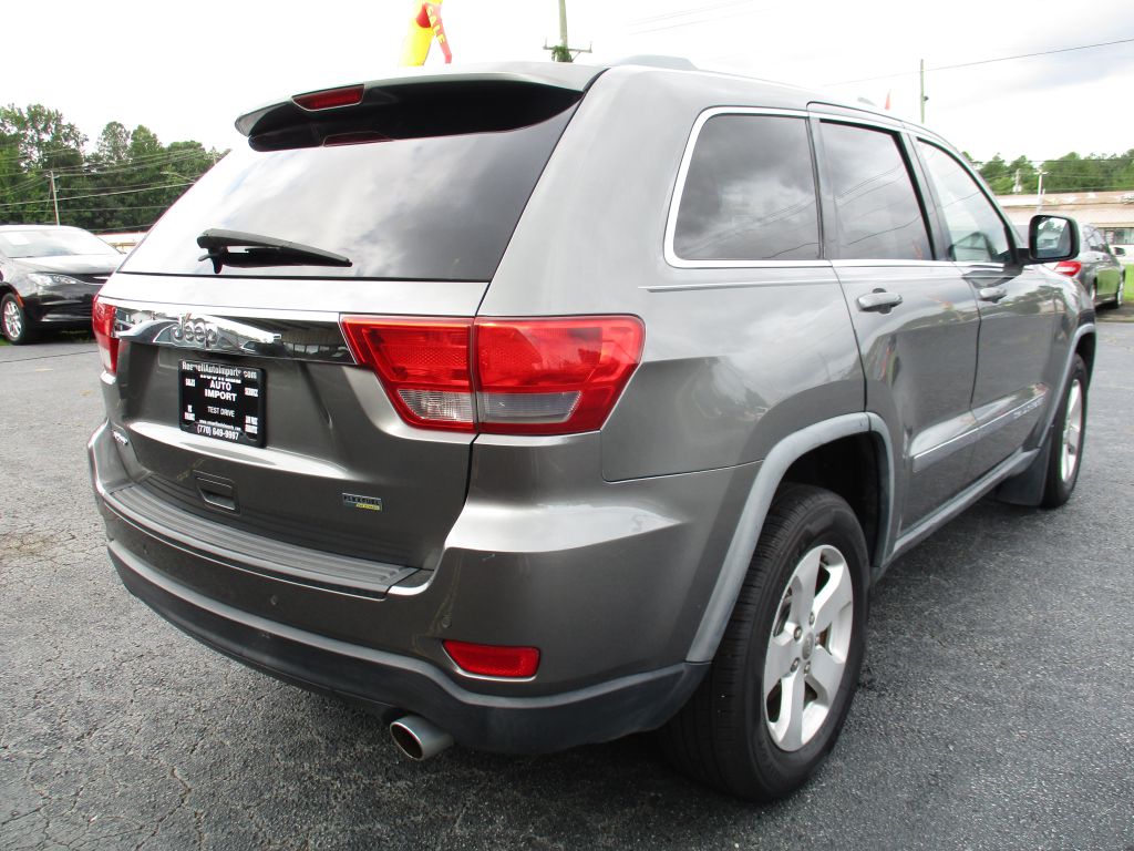 Photo 7 of this JEEP GRAND CHEROKEE