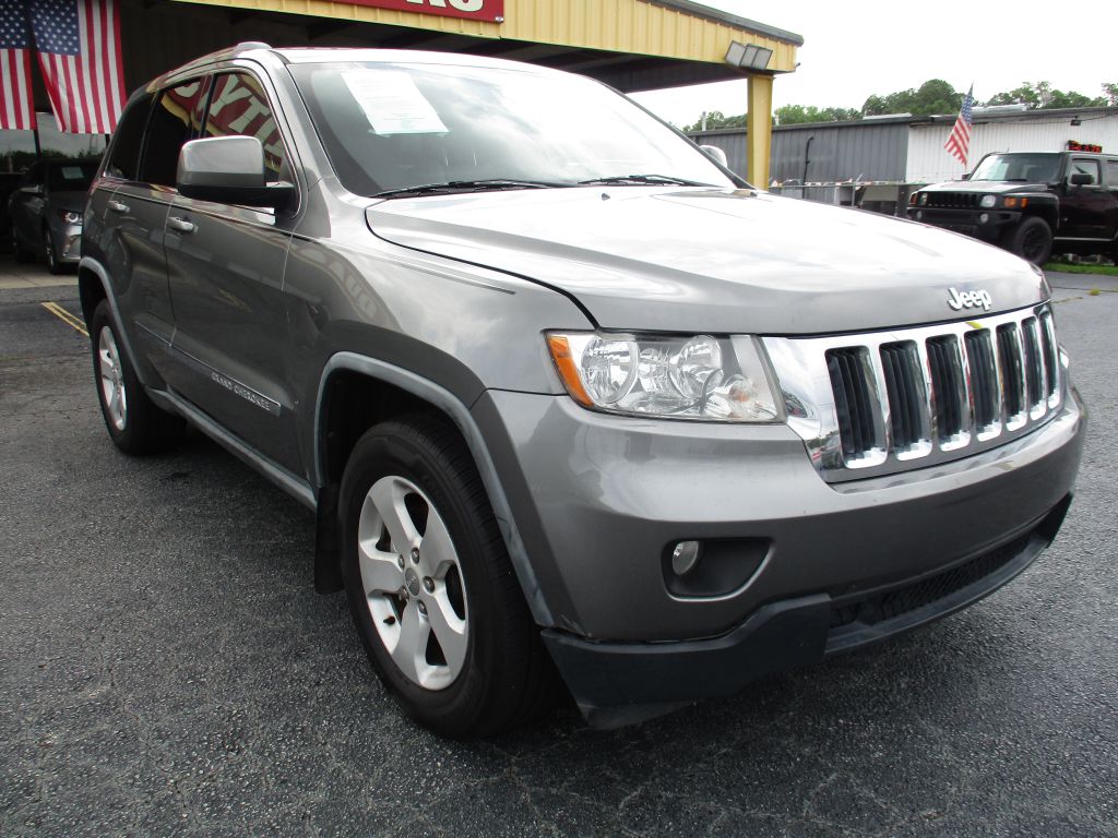 Photo 8 of this JEEP GRAND CHEROKEE