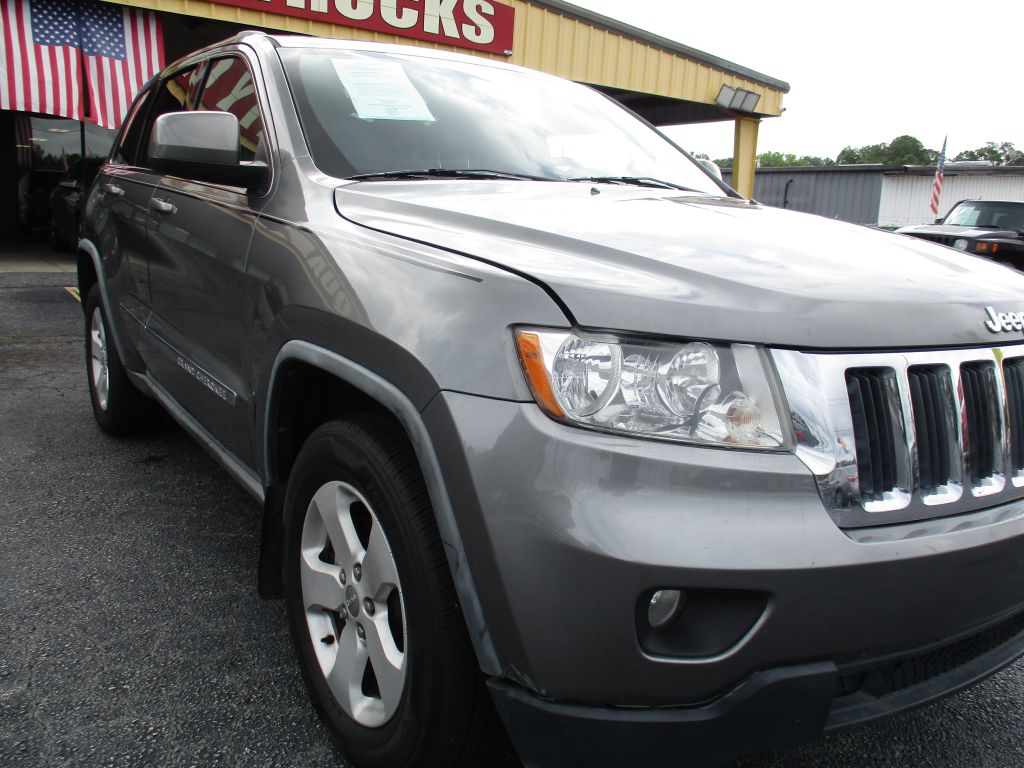 Photo 10 of this JEEP GRAND CHEROKEE