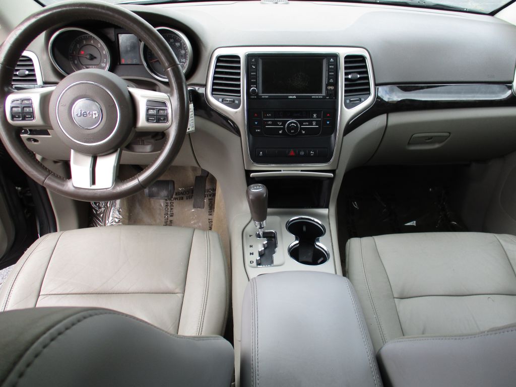 Photo 13 of this JEEP GRAND CHEROKEE