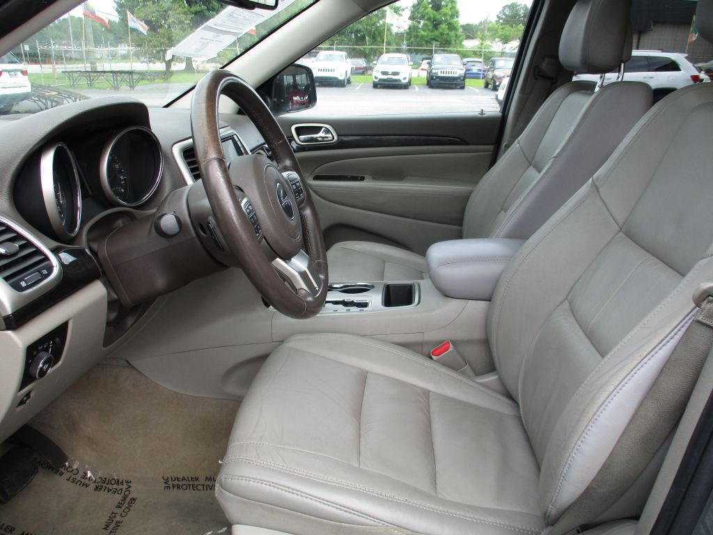 Photo 15 of this JEEP GRAND CHEROKEE