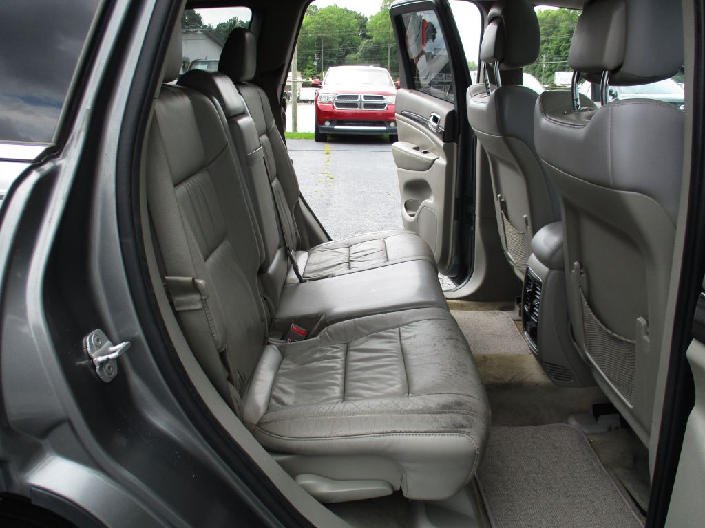 Photo 17 of this JEEP GRAND CHEROKEE