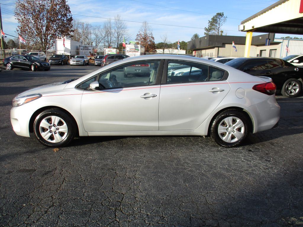 Photo 3 of this KIA FORTE