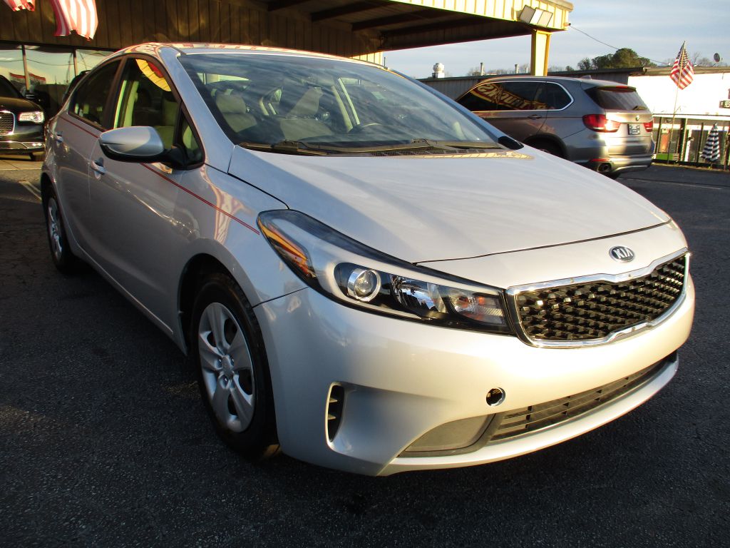 Photo 8 of this KIA FORTE