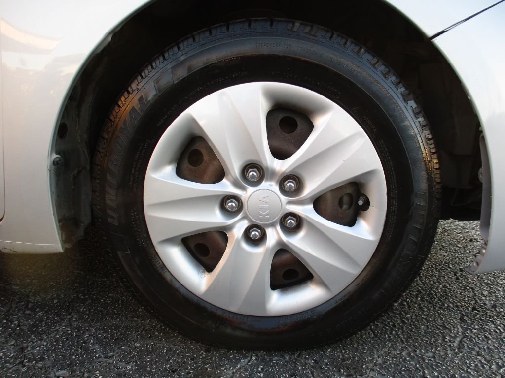 Photo 24 of this KIA FORTE