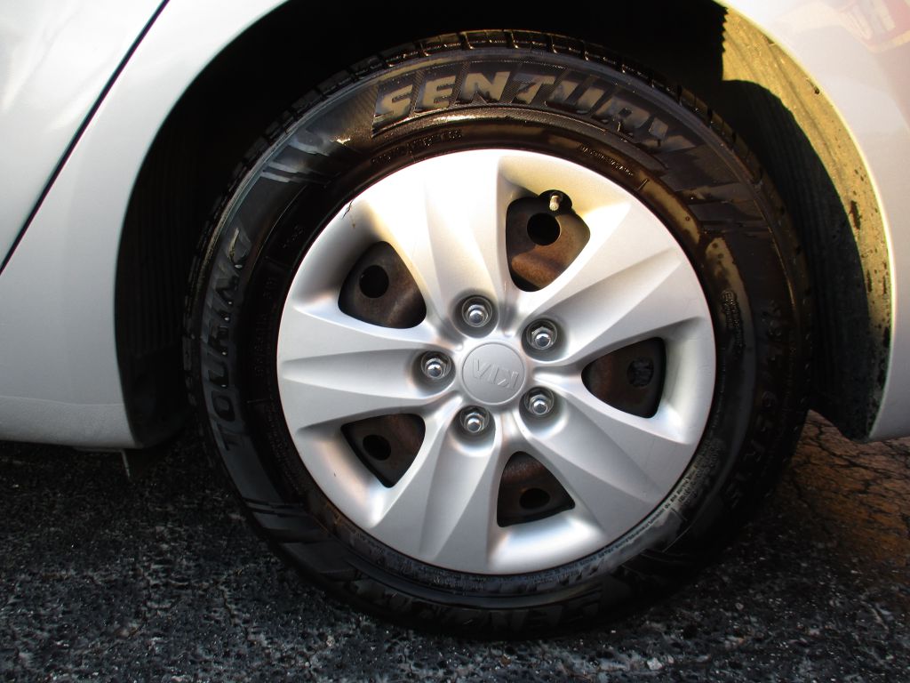 Photo 26 of this KIA FORTE