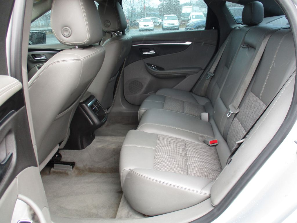 Photo 14 of this CHEVROLET IMPALA