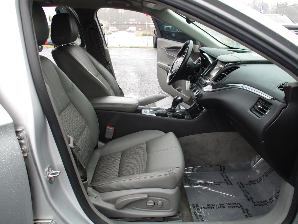 Photo 16 of this CHEVROLET IMPALA