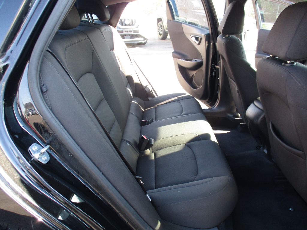 Photo 18 of this CHEVROLET MALIBU