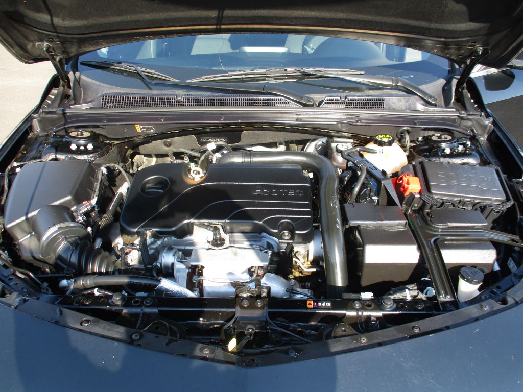 Photo 29 of this CHEVROLET MALIBU
