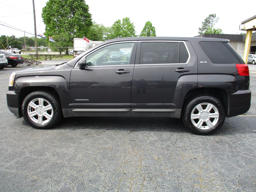 Photo 3 of this GMC TERRAIN