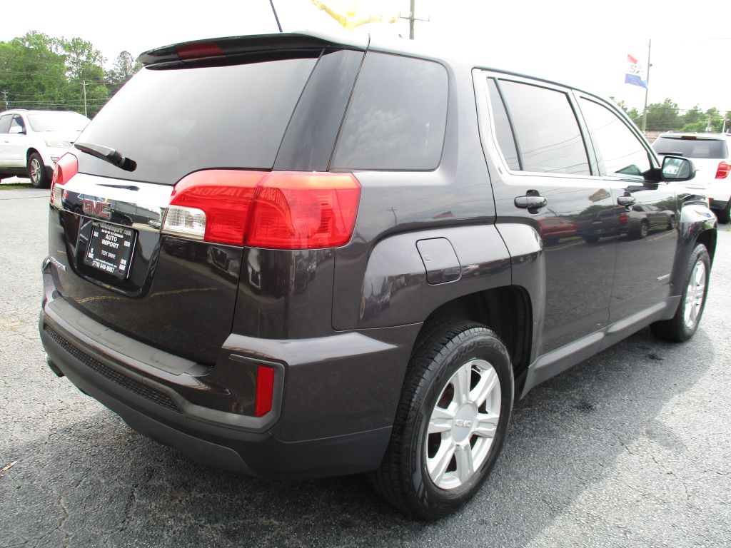 Photo 7 of this GMC TERRAIN