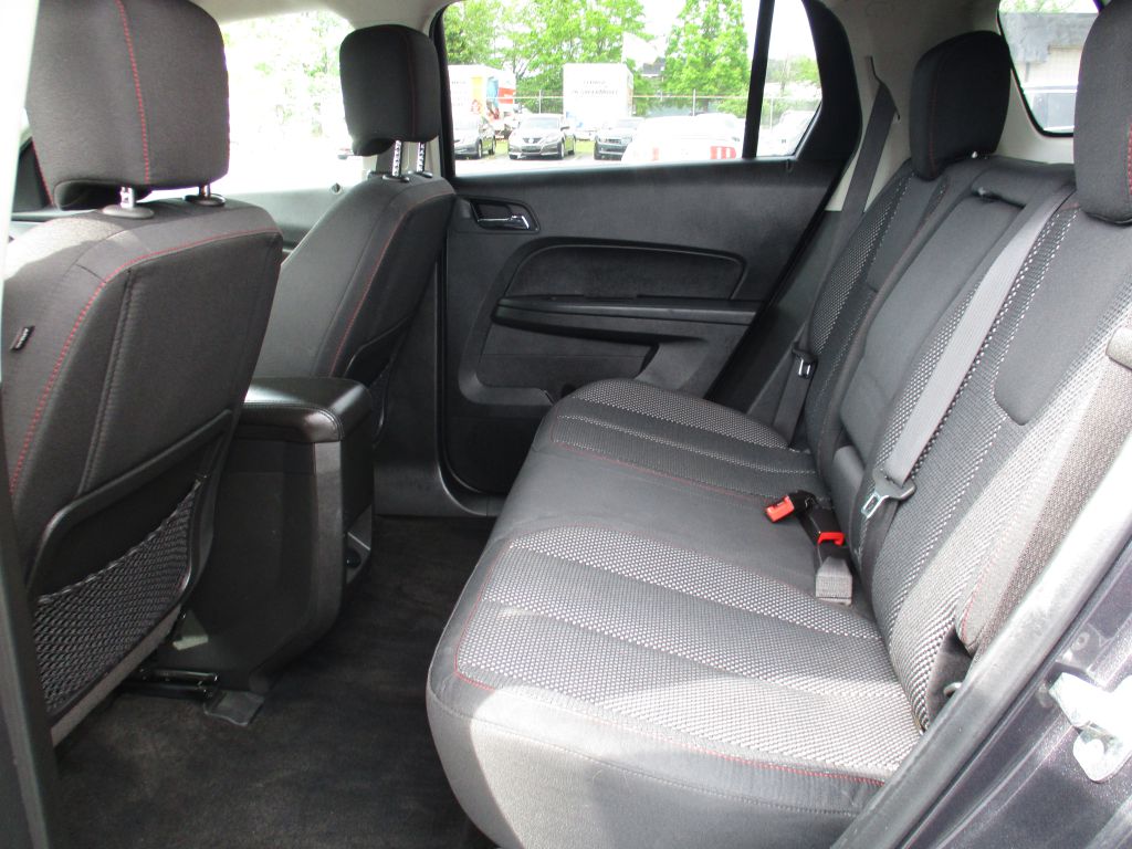 Photo 17 of this GMC TERRAIN