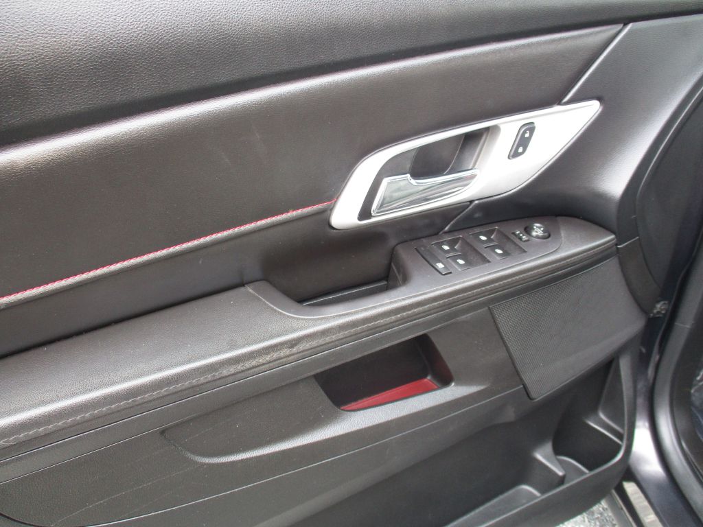 Photo 20 of this GMC TERRAIN