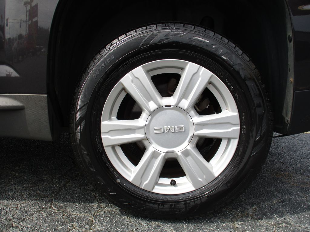 Photo 26 of this GMC TERRAIN