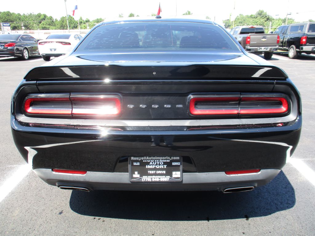 Photo 5 of this DODGE CHALLENGER