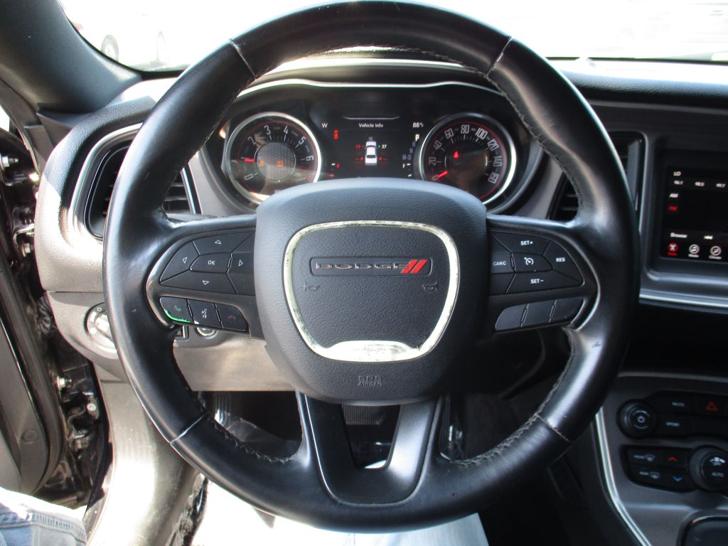 Photo 11 of this DODGE CHALLENGER