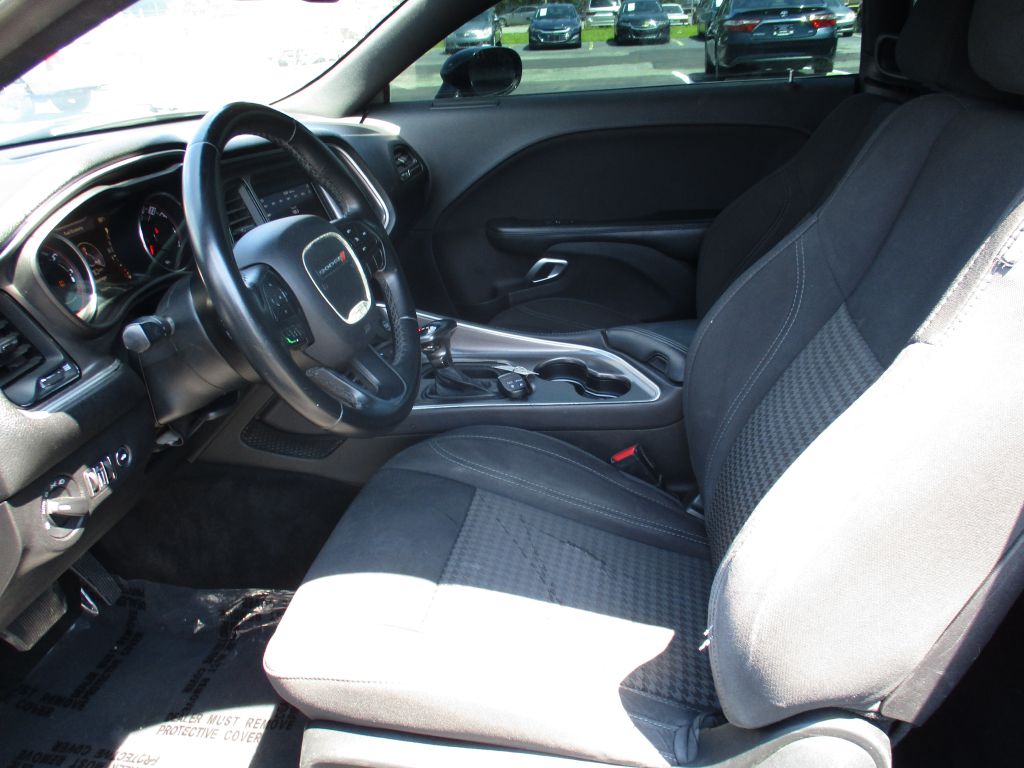 Photo 15 of this DODGE CHALLENGER