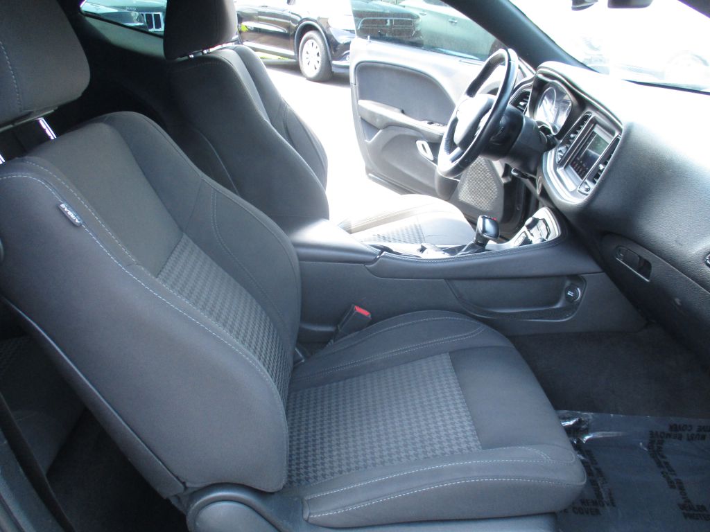 Photo 18 of this DODGE CHALLENGER