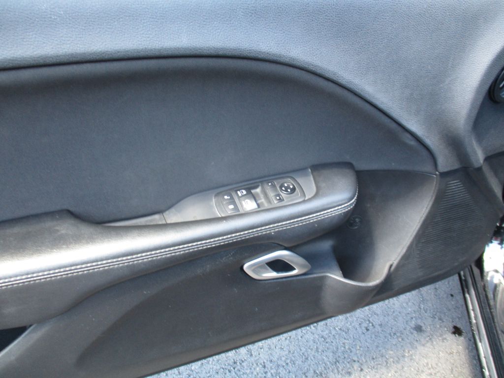 Photo 19 of this DODGE CHALLENGER