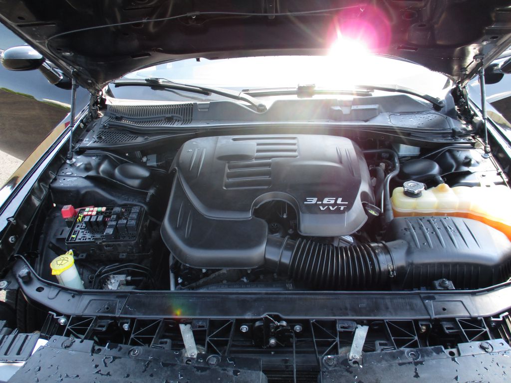 Photo 22 of this DODGE CHALLENGER