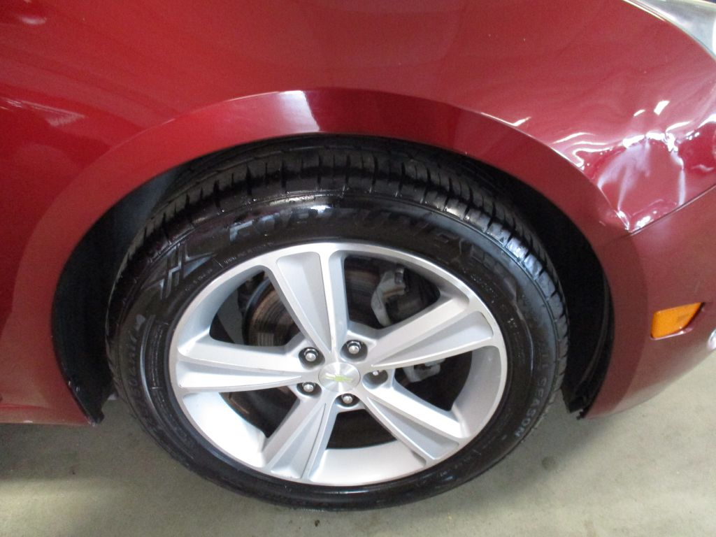 Photo 15 of this CHEVROLET CRUZE