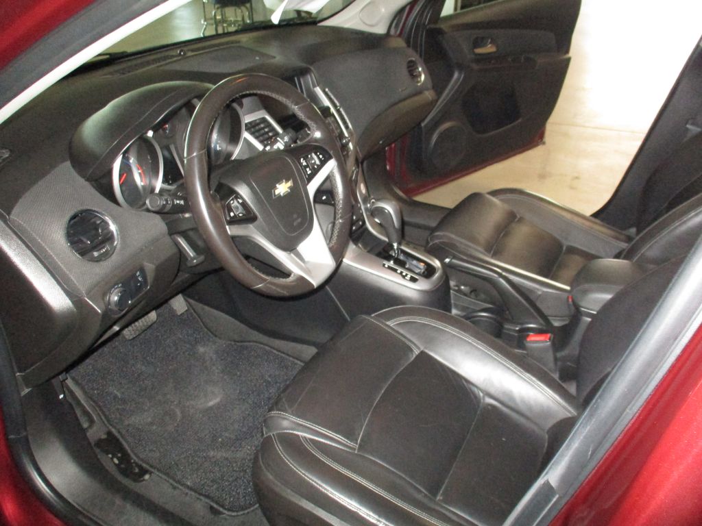 Photo 12 of this CHEVROLET CRUZE
