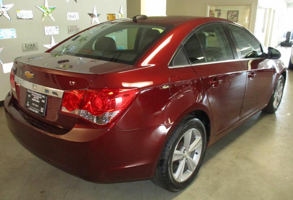Photo 5 of this CHEVROLET CRUZE