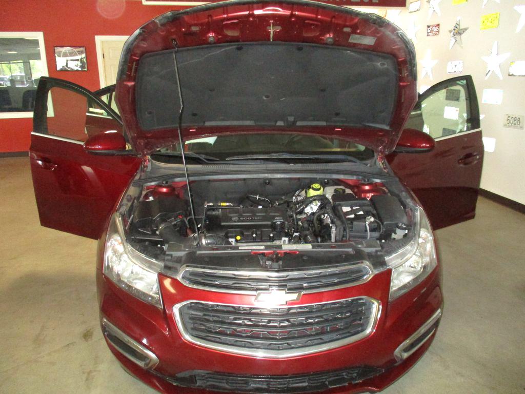 Photo 7 of this CHEVROLET CRUZE