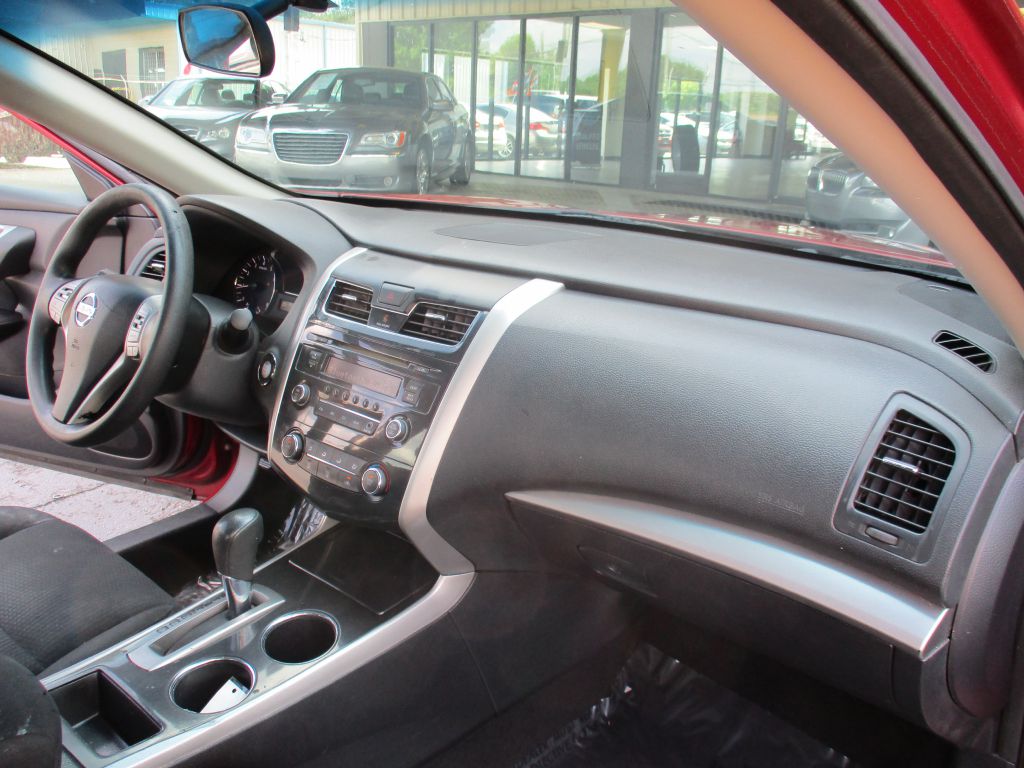 Photo 20 of this NISSAN ALTIMA