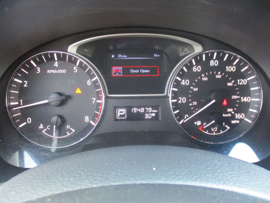 Photo 26 of this NISSAN ALTIMA